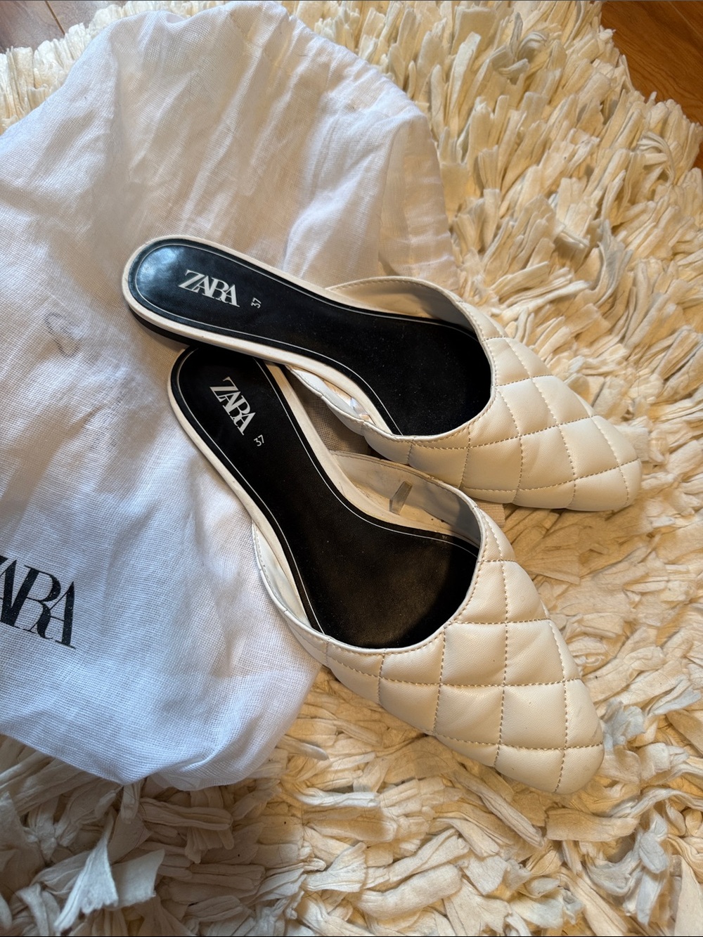 Zara mules quilted pattern flats